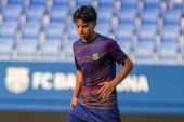 18-latek zastąpi Julesa Koundé w El Clásico?! Hansi Flick jest pod wrażeniem