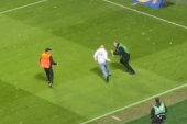 Kibice Lecha Poznań wstawili się za fanem Legii Warszawa. Wcześniej pokazywał im środkowy palec [WIDEO]