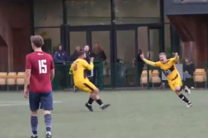 Były piłkarz Norwich City strzelił gola na dziesięciu szczeblach rozgrywkowych w Anglii [WIDEO]