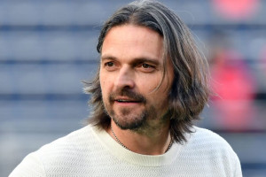 Spędził 101 dni w singapurskim więzieniu. Teraz został dyrektorem sportowym Aberdeen [OFICJALNIE]