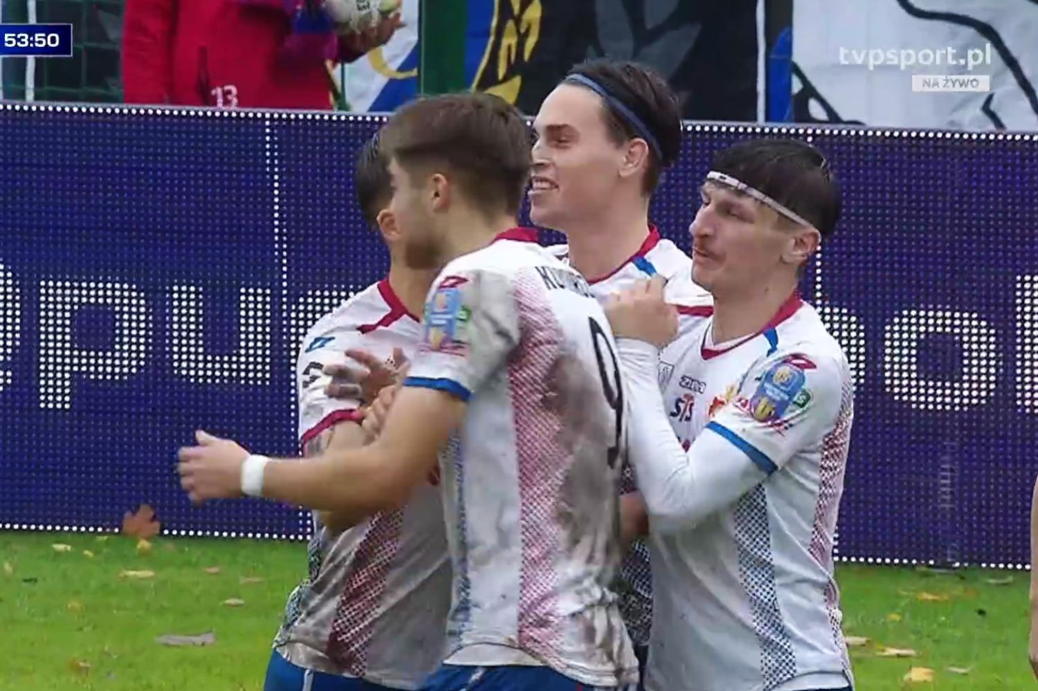 Lech Poznań traci gola z czwartoligowcem! Sensacja w Pucharze Polski [WIDEO]