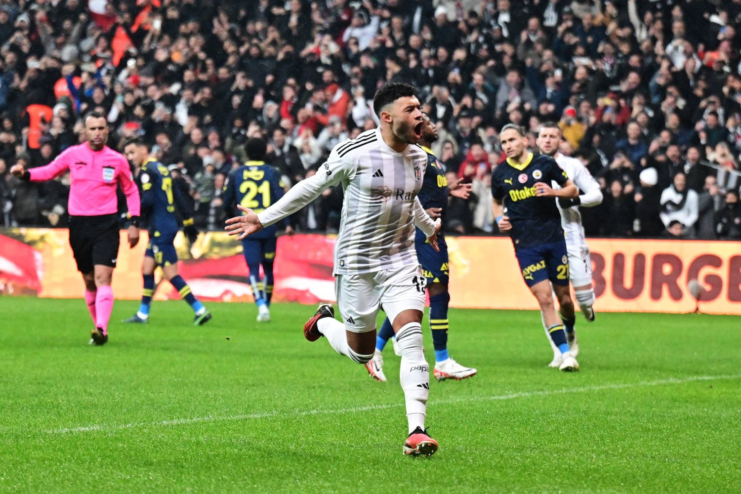 Po latach wraca trenować z Arsenalem! Dla „Kanonierów” zagrał prawie 200 razy