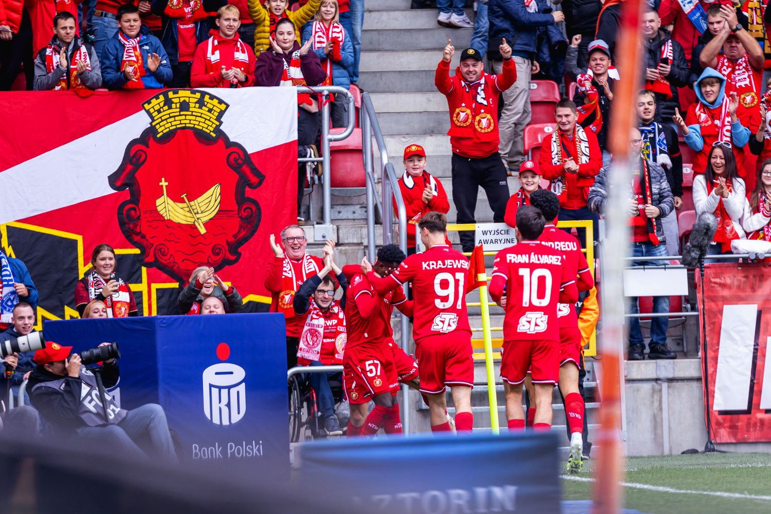 Ten trener do Widzewa Łódź?! Specjalna rola, pracował już w Ekstraklasie