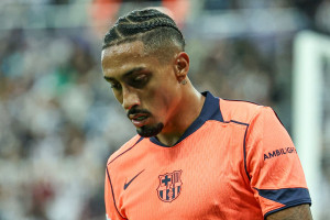 FC Barcelona pozwoli odejść Raphinhi? Wskazano potencjalny kierunek