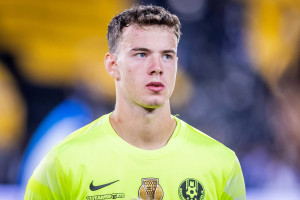 Ten bramkarz nie wyklucza transferu do Ekstraklasy. Ma już 11 czystych kont w tym sezonie