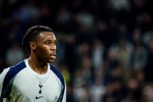 Piłkarz Tottenhamu ofiarą szantażysty. Agent groził mu bronią palną [OFICJALNIE]