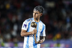 Młodzieżowy wicemistrz świata za około 17 milionów euro?! Chelsea skontaktowała się z agentem