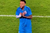 Neymar kroczy przed upadkiem. Spiął się ze swoim trenerem [WIDEO]