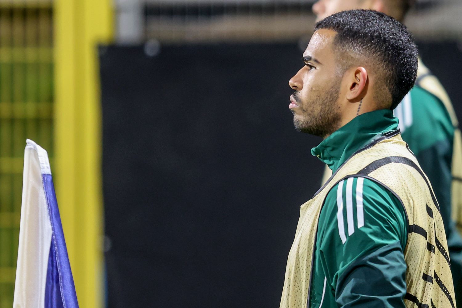 Fatalnie. OFICJALNIE: Podstawowy zawodnik Legii Warszawa wypadł z gry na kilkanaście tygodni