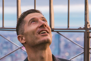 Przełom w negocjacjach?! Robert Lewandowski chętny przystać na te warunki