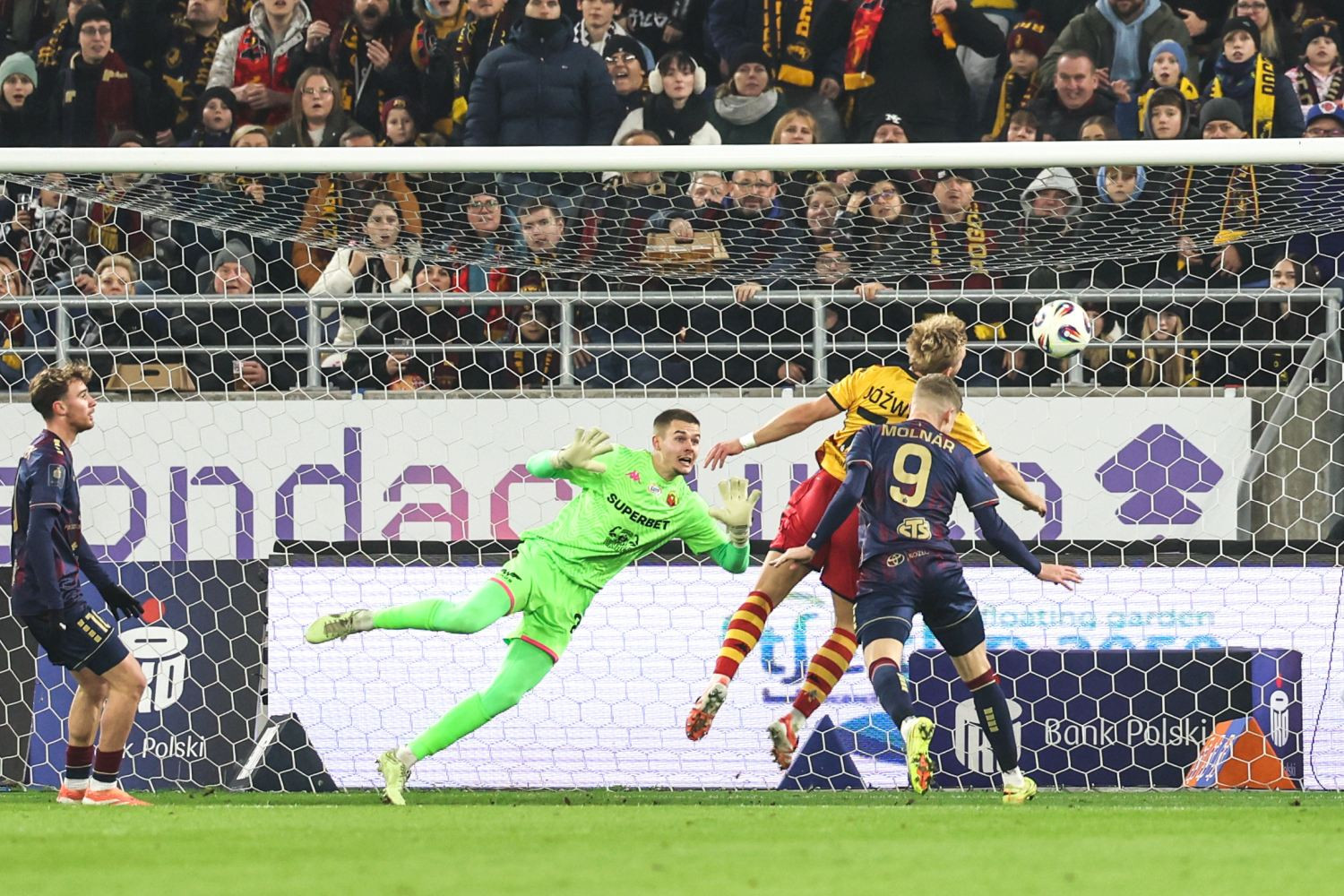 „O wszystkim decyduje Jagiellonia Białystok”. Ważne wieści w sprawie jej piłkarza