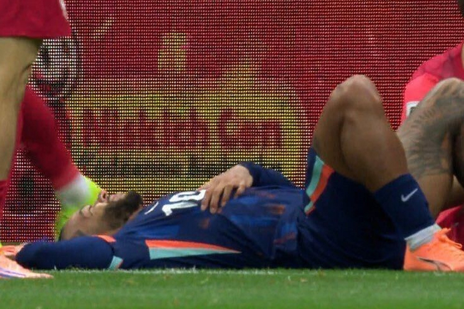 Natychmiastowa reakcja. Memphis Depay doprowadza do wyrównania