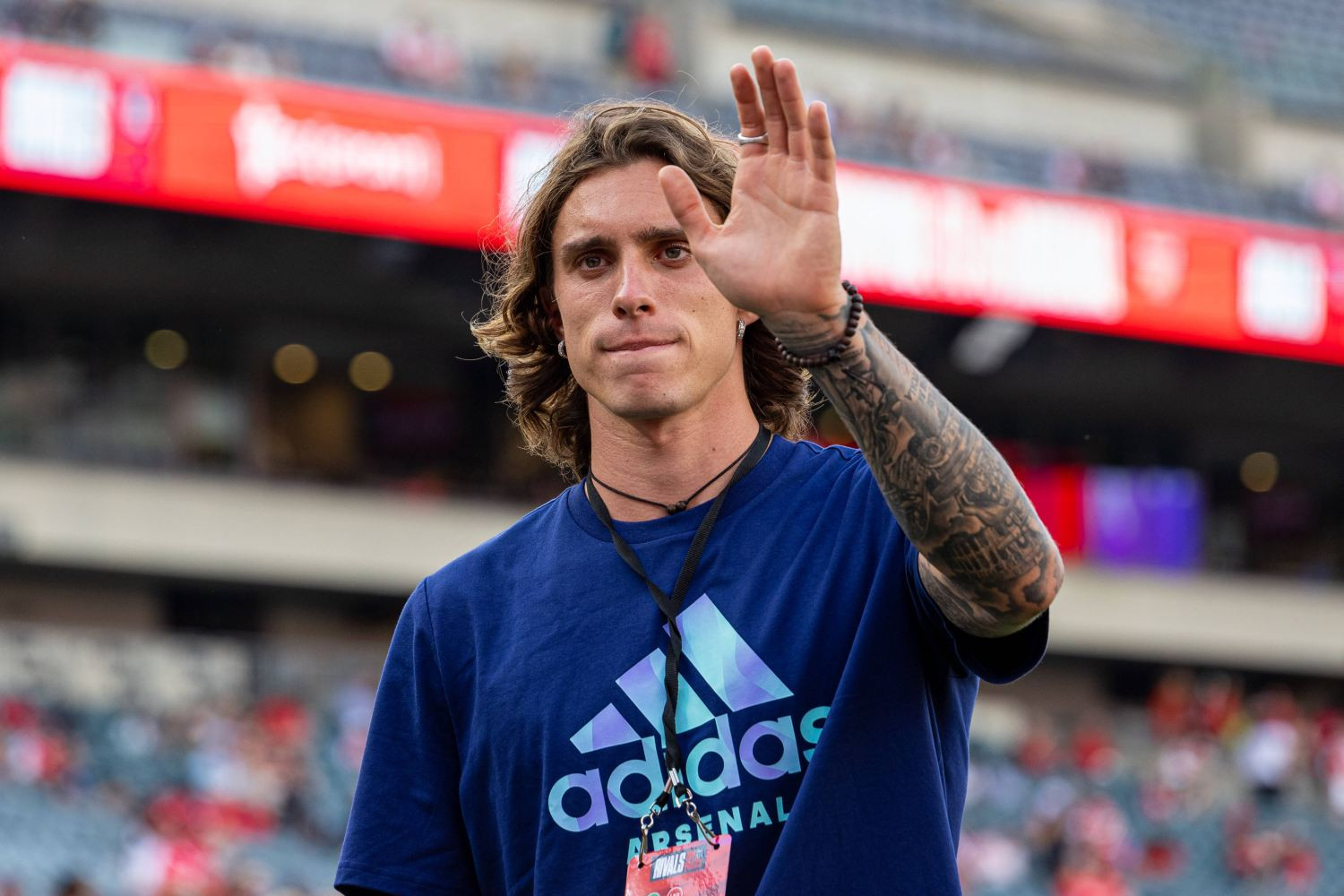 Alarm w Arsenalu. Podstawowy obrońca kontuzjowany [OFICJALNIE]