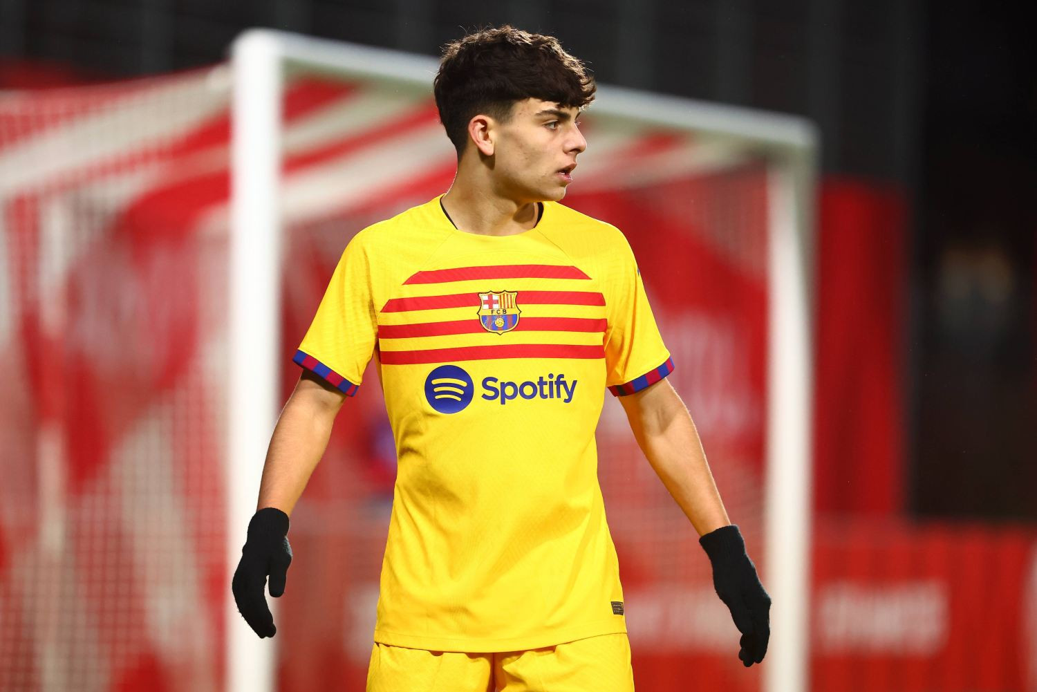 Ostatnio znajdował się w kadrze FC Barcelony, będzie musiał zaczekać na ewentualny debiut [OFICJALNIE]