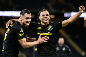 Manchester United i Borussia Dortmund w wyścigu o 16-letniego napastnika