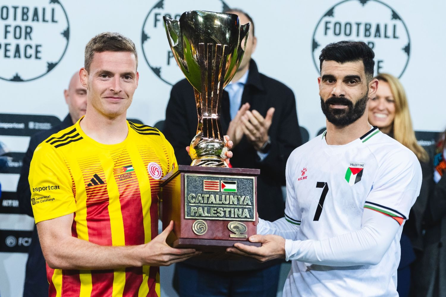 Katalonia wygrywa z Palestyną. Pozostaje niepokonana od 2008 roku [WIDEO]