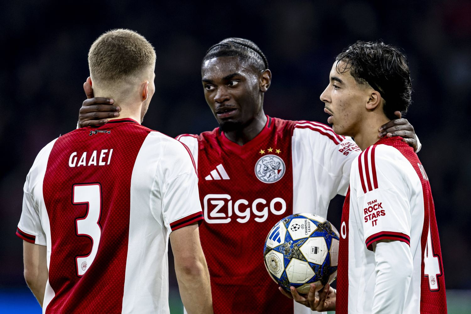 Perełka Ajaksu Amsterdam na radarach. Manchester United wśród zainteresowanych