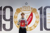 OFICJALNIE: 17-latek podpisał kontrakt z Widzewem Łódź