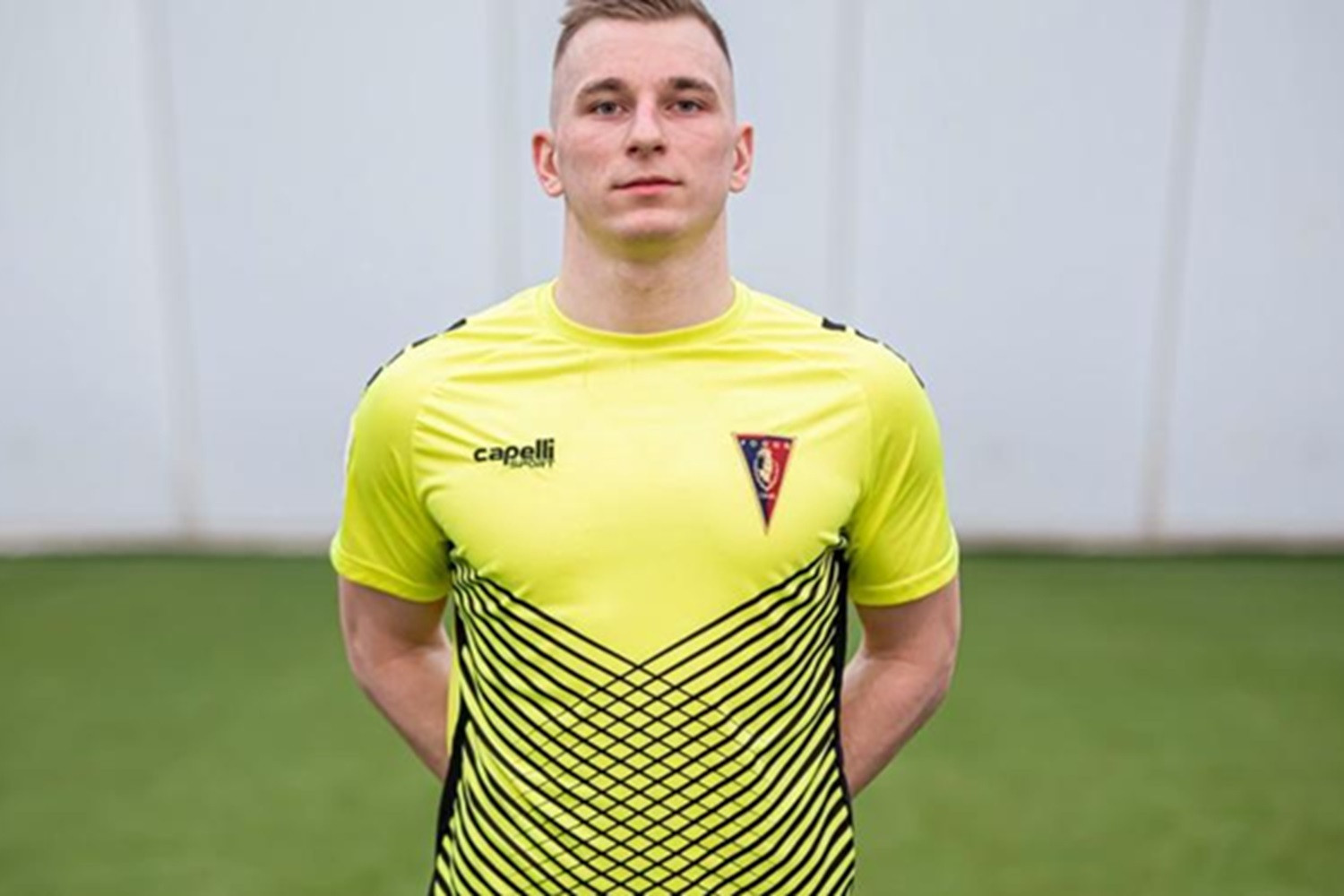 Blisko pięć miesięcy bez klubu. Wychowanek Pogoni Szczecin widziany na treningach z drugoligowcem