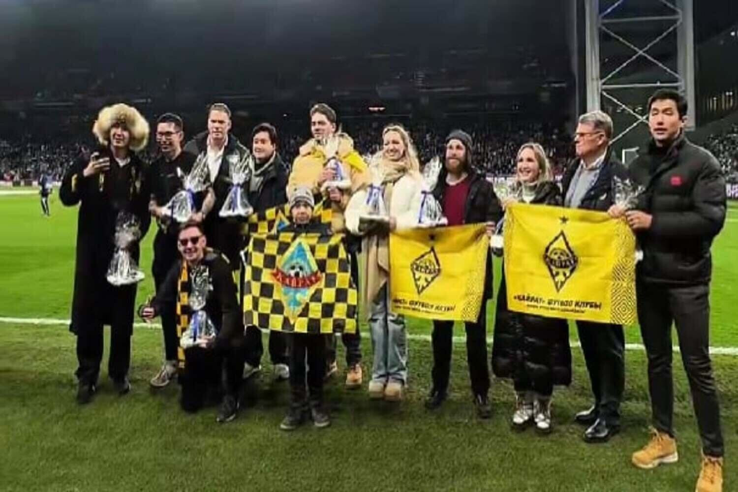 Kibice Kajratu Ałmaty docenieni. Miła niespodzianka nagrodą za daleką podróż [WIDEO]