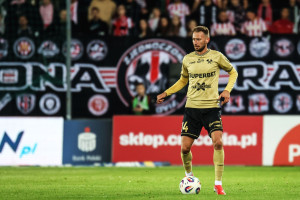 Czołowy pomocnik Ekstraklasy o grze w reprezentacji Polski. „Ja już jestem stary i mnie tam nikt nie chce”