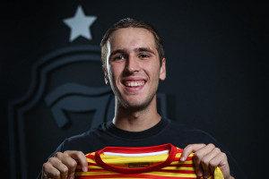 Z deszczu pod rynnę. Niedawny obrońca Jagiellonii Białystok pomijany w drugiej lidze