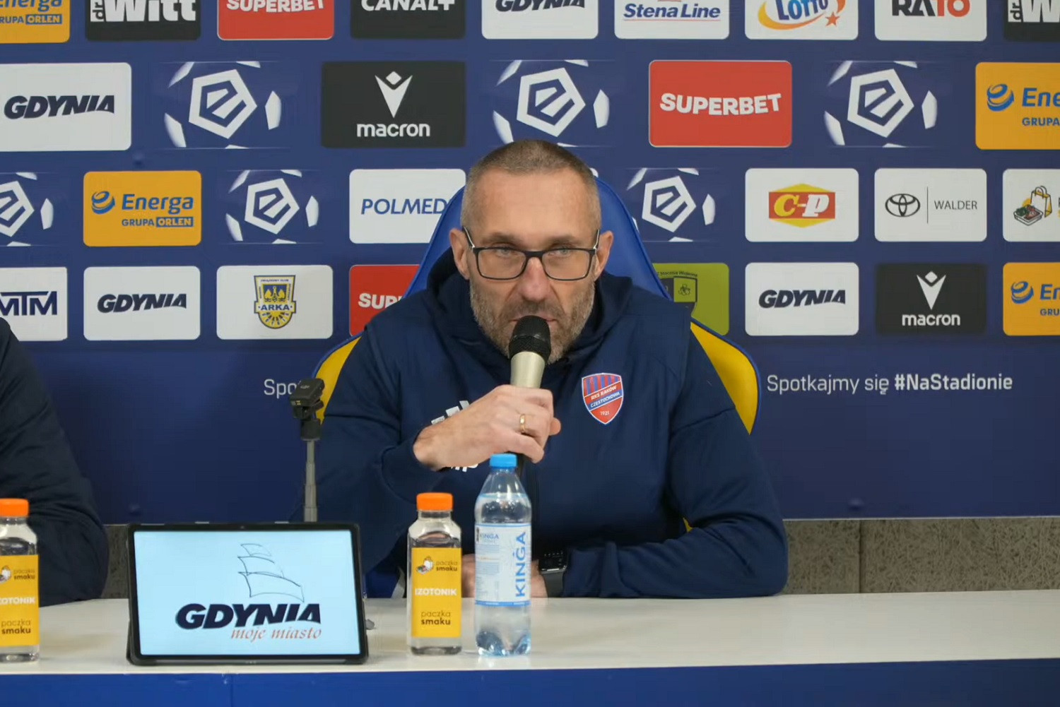 Marek Papszun z prztyczkiem w stronę władz Rakowa Częstochowa. „Musicie popytać inne osoby decyzyjne”