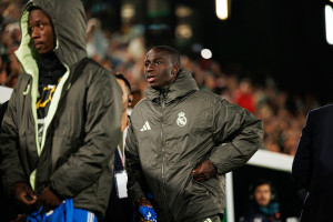 OFICJALNIE: Piłkarz Realu Madryt znowu doznał kontuzji. W 2025 roku rozegrał tylko trzy ligowe mecze