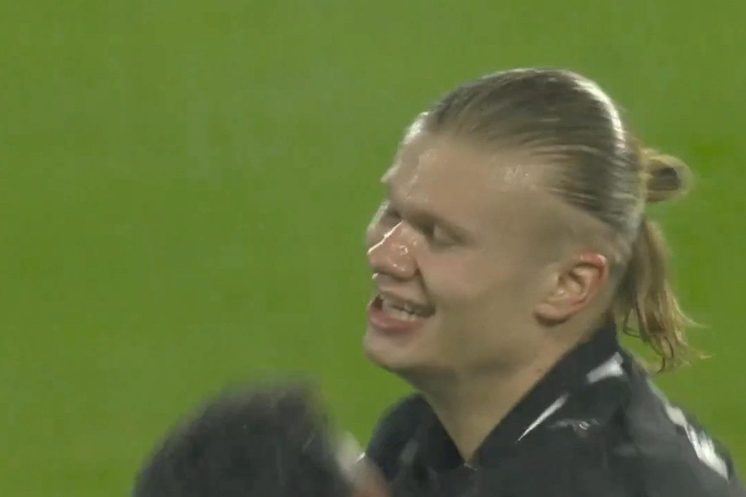 Erling Braut Haaland „najszybszym” napastnikiem w Premier League. Rekord na „setkę” [WIDEO]