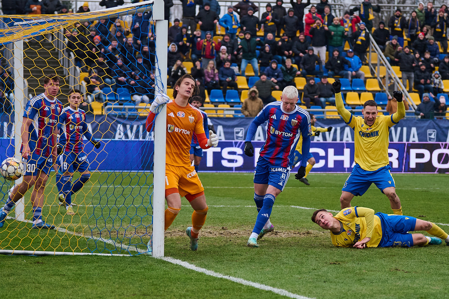 Wisła Kraków zainteresowała się bramkarzem z Ekstraklasy. „Nie jestem głupi, nie zrobię tego”