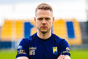 28-letni trener wprowadził trzecioligowca do ćwierćfinału Pucharu Polski. Warto mieć go na oku