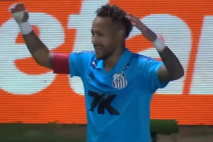 Pierwszy hat-trick Neymara od blisko czterech lat. Jego drużyna o krok od utrzymania [WIDEO]