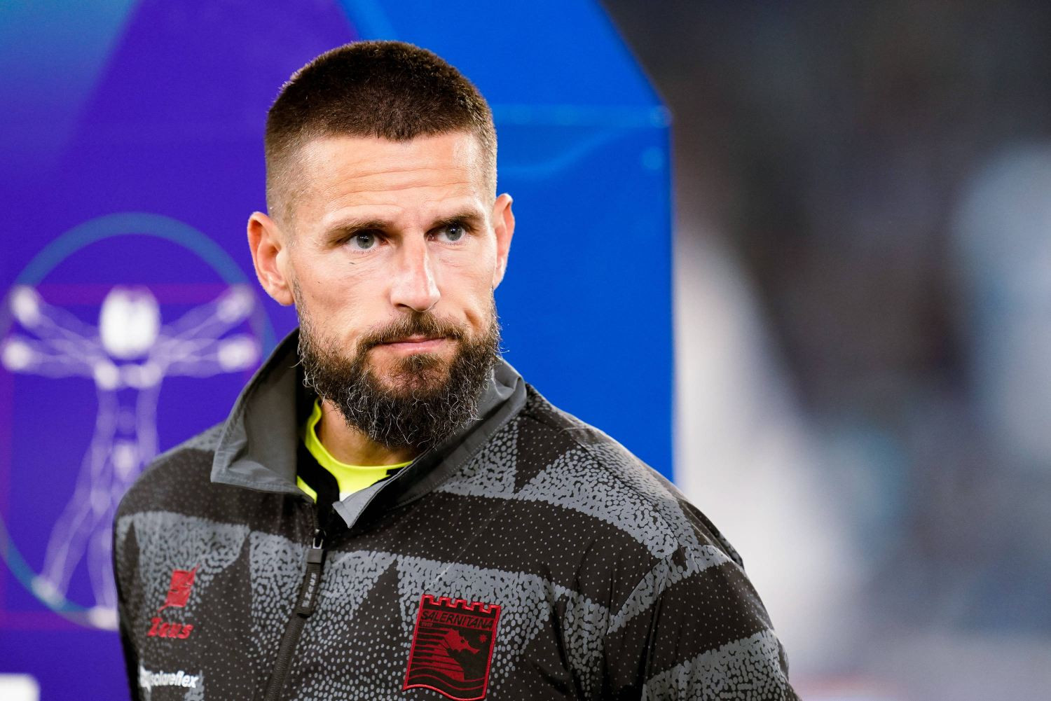 Legenda Stade Rennais zajmuje się hodowlą ostryg. Woli morze od piłkarskiego blichtru