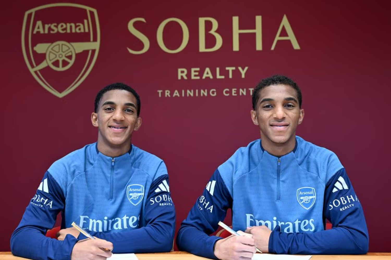 OFICJALNIE: Dwa w jednym! Bliźniacy zagrają dla Arsenalu