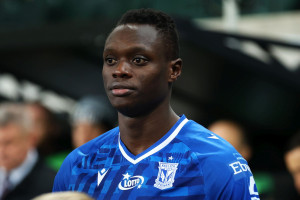 Takie wieści w sprawie gracza Lecha Poznań. „Klub mu nie ufa”