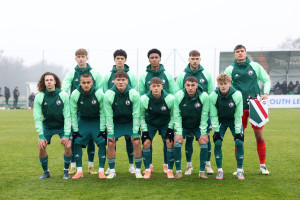 Juniorzy przyćmiewają seniorów. Legia Warszawa pozostaje w grze o UEFA Youth League