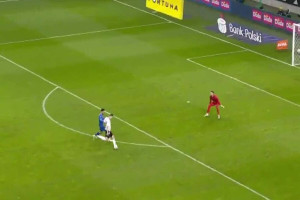 Znów to zrobił! Mileta Rajović antybohaterem Legii Warszawa w meczu z Piastem Gliwice [WIDEO]