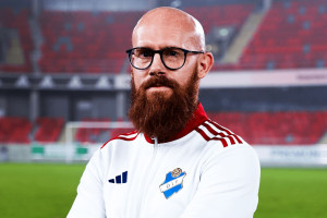 Wyleciał po dziesięciu meczach z Ekstraklasy. To jego nowy klub [OFICJALNIE]