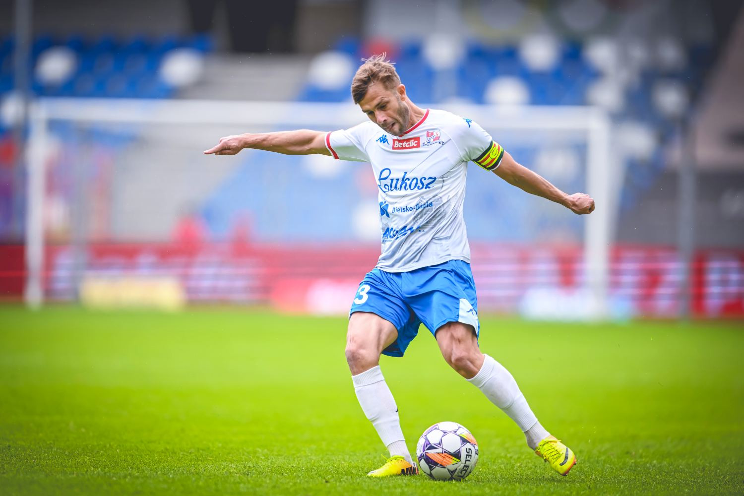 Ma 118 występów w Ekstraklasie, teraz musi szukać nowego klubu [OFICJALNIE]