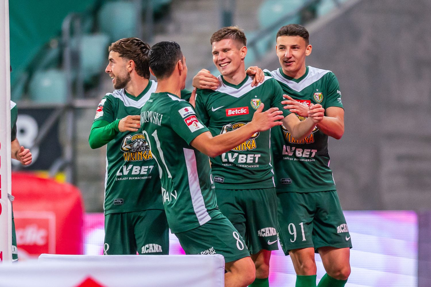 Milion złotych za piłkarza Śląska Wrocław. Muszą go sprzedać?