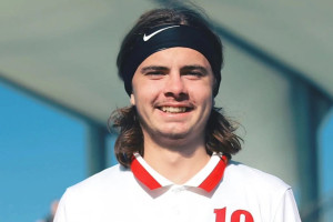 „Najbardziej imponuje mi w nim jego odwaga”. W szeregach Jagiellonii Białystok jest już następca Oskara Pietuszewskiego