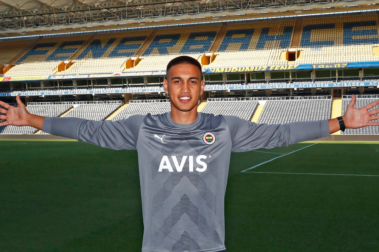 Jest temat bramkarza! Legia Warszawa przeszkodzi... Cracovii?