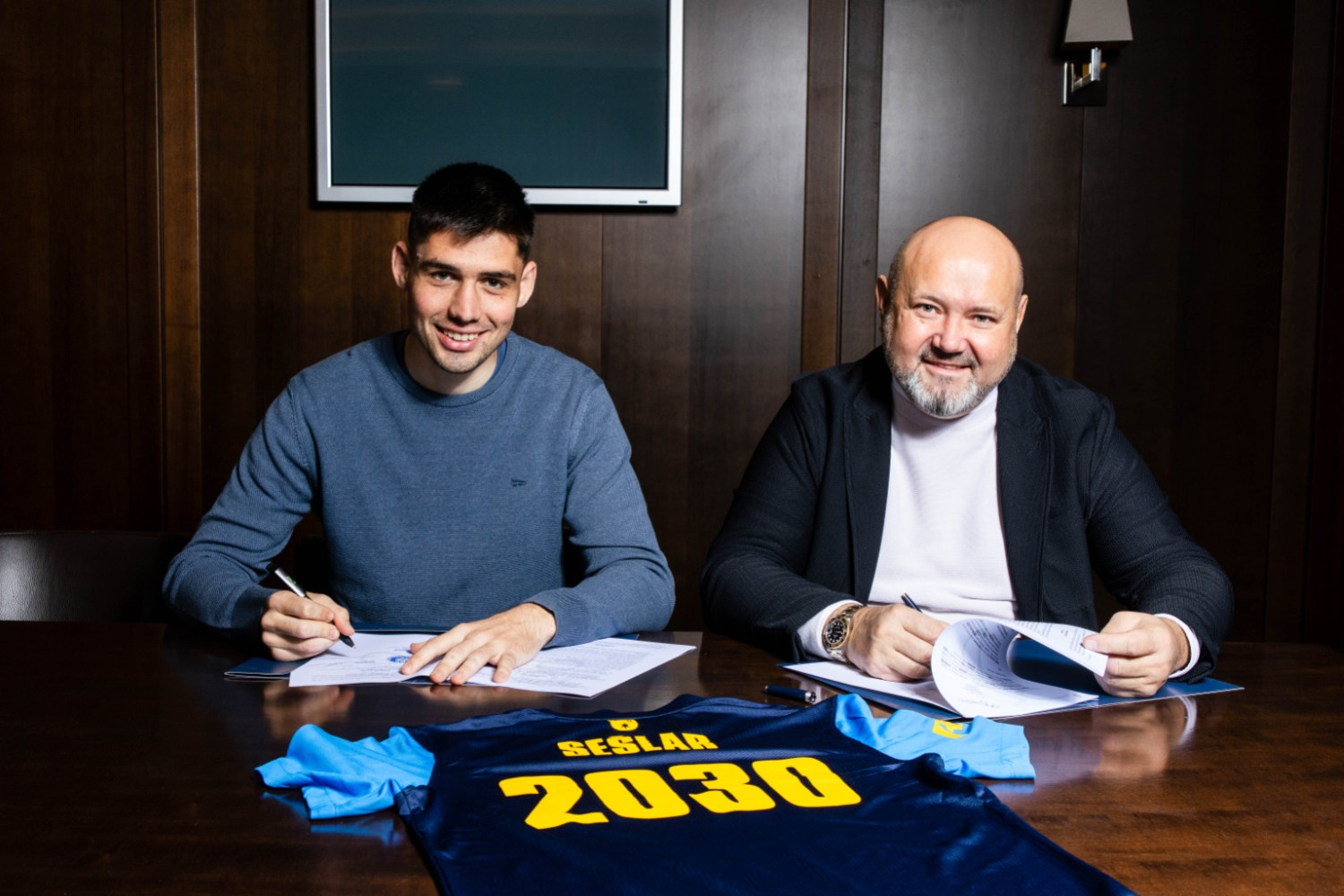 OFICJALNIE: Raków Częstochowa musi obejść się smakiem. Najlepszy asystent Ligi Konferencji z rekordowym transferem