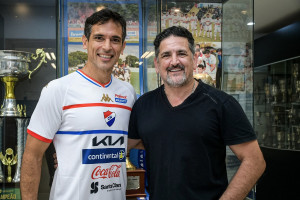 OFICJALNIE: 44-letni Roque Santa Cruz nie ma dość. Ostatni aktywny uczestnik Mistrzostw Świata z 2002 roku zmienił klub