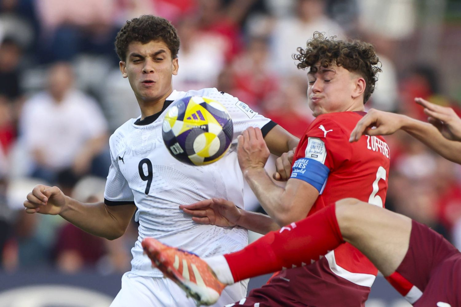 FC Barcelona o krok od transferu młodziutkiego napastnika. Dzisiaj obchodzi urodziny