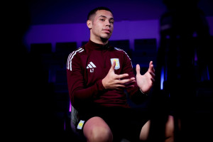 OFICJALNIE: Aston Villa z pierwszym zimowym transferem. Zaczęła od skrzydłowego