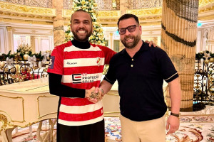 OFICJALNIE: Dani Alves kupił klub