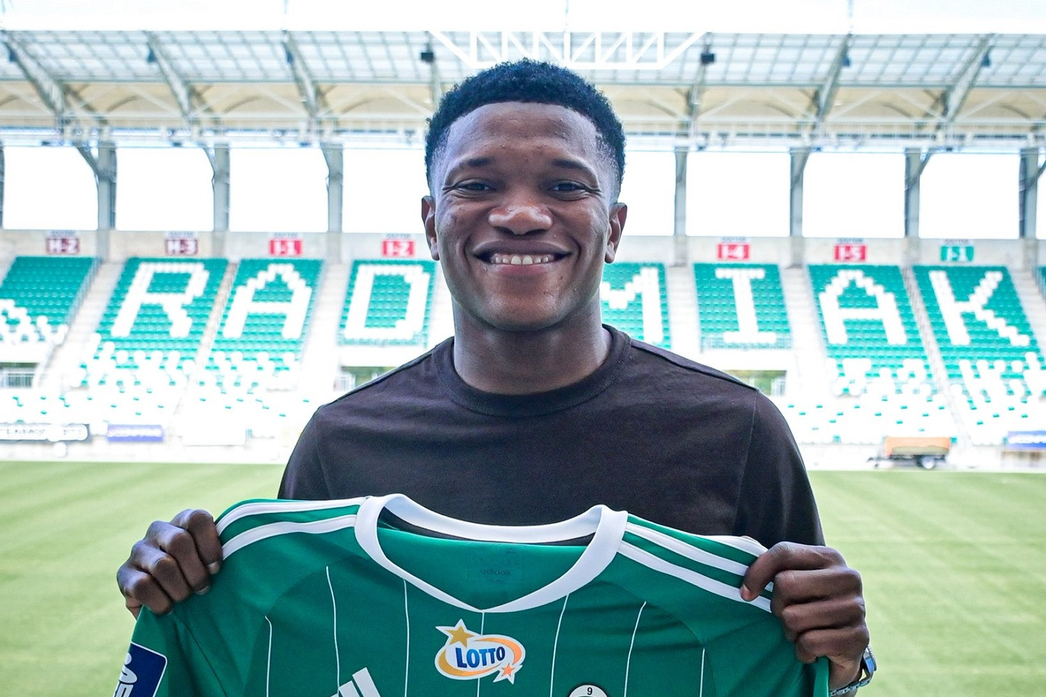 Radomiak Radom blisko sprzedaży napastnika do 26-krotnego mistrza kraju