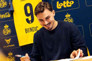 OFICJALNIE: Uczestnik Ligi Mistrzów bierze napastnika z... czwartej ligi niemieckiej!