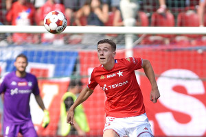 OFICJALNIE: Pomocnik opuścił Wisłę Kraków. Przenosiny za granicę